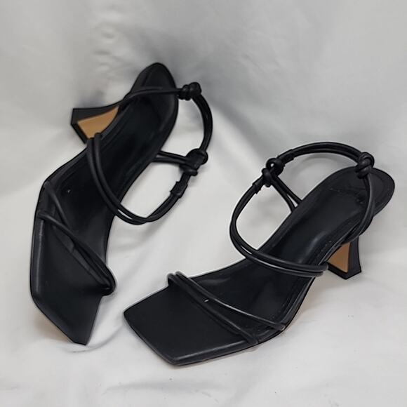 š„MARC FISHERš„PADDED CALINDA BLACK ANKLE STRAP HEELED SANDALS WOMENS 5 NWOB - Picture 15 of 16